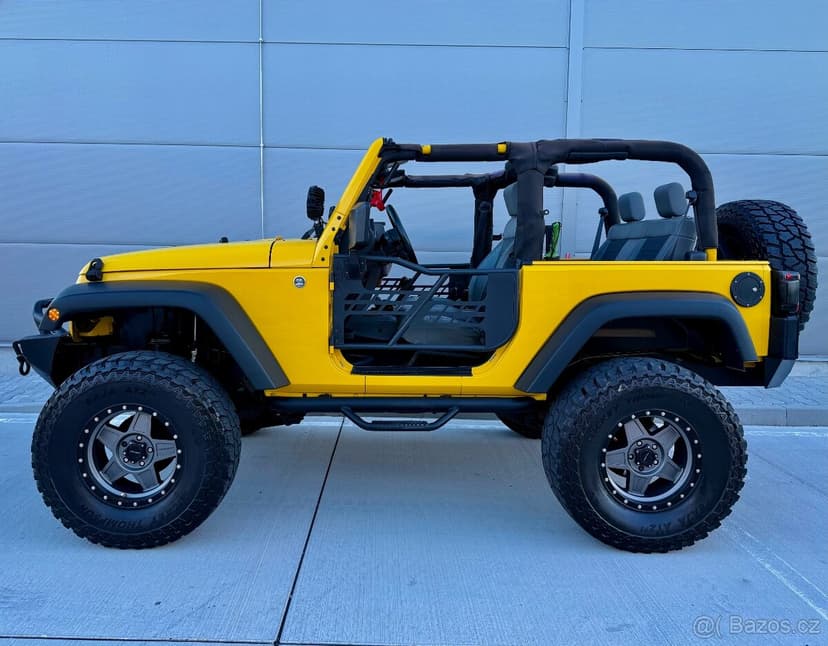 JEEP WRANGLER JK 3.8l YELLOW 2-DOOR