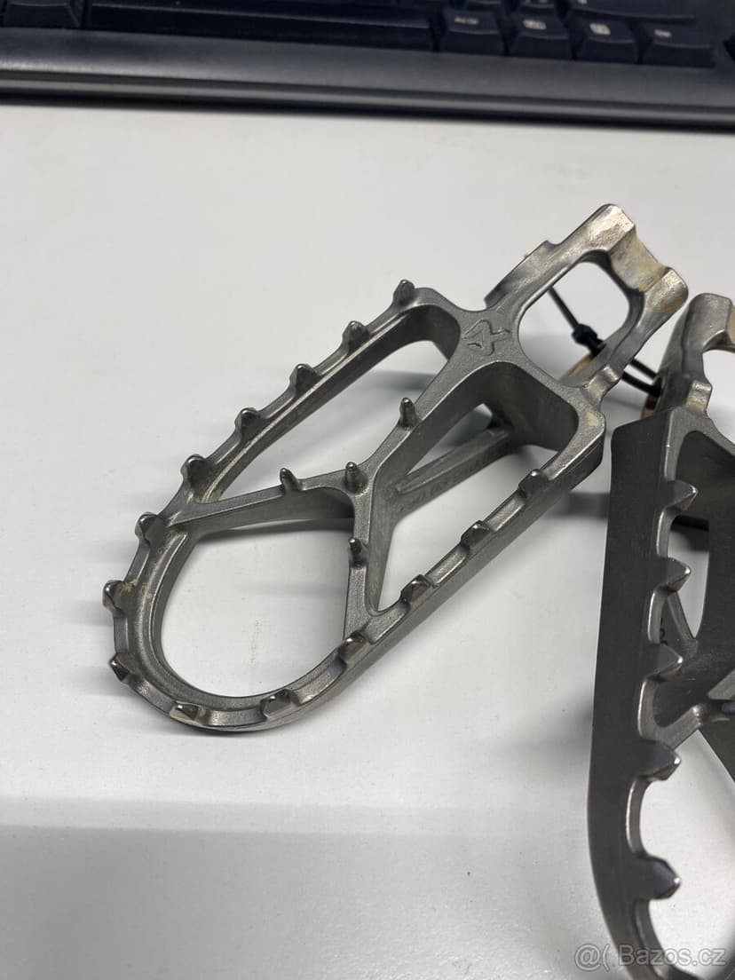 Akrapovič Titanove stupacky KTM SX EXC XC 2016-2021