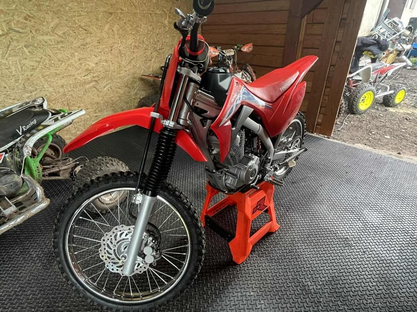 Honda CRF125f