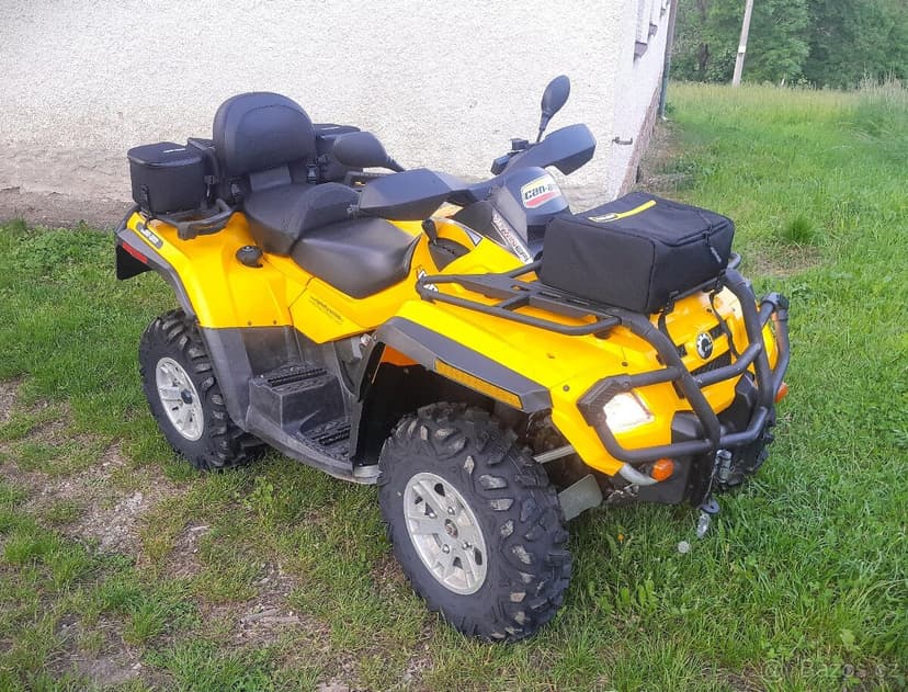 Can-Am Outlander MAX 800R XT