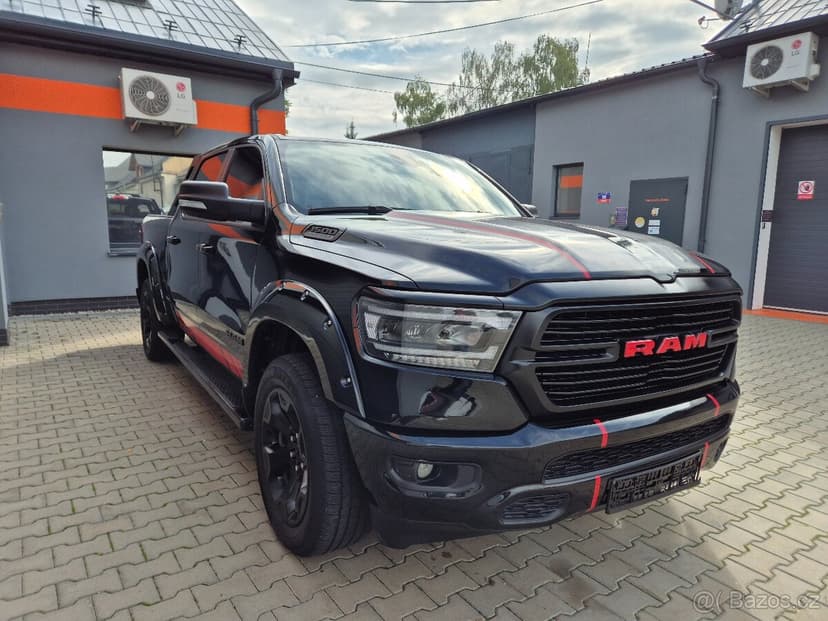 DODGE RAM 1500 5,7 HEMI 2022  44 000 km