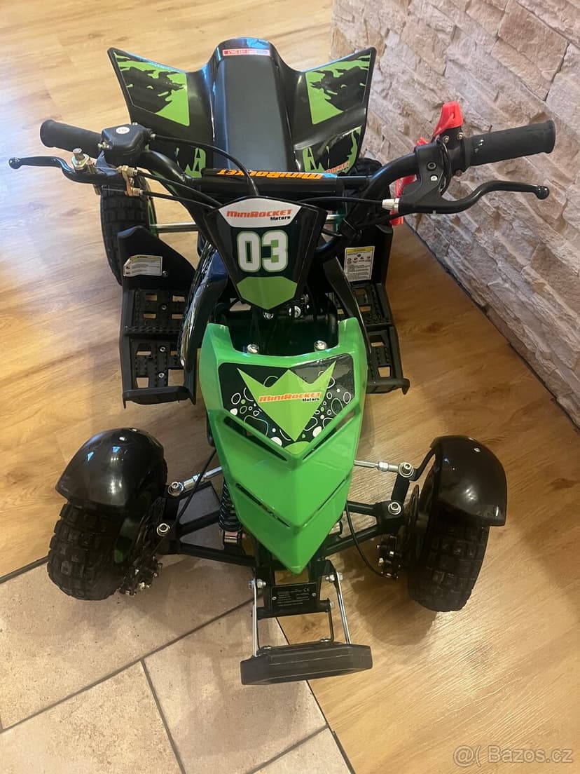 Čtyřkolka dětská benzinová