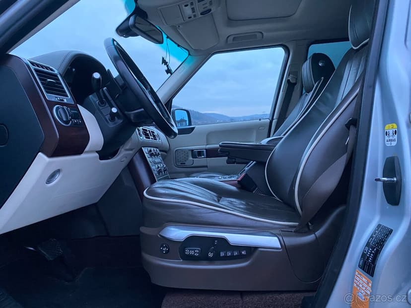 Land Rover - Range Rover 4.4 TDV8