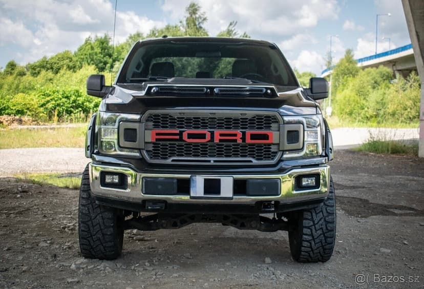 Ford F-150 Raptor 5.0 V8