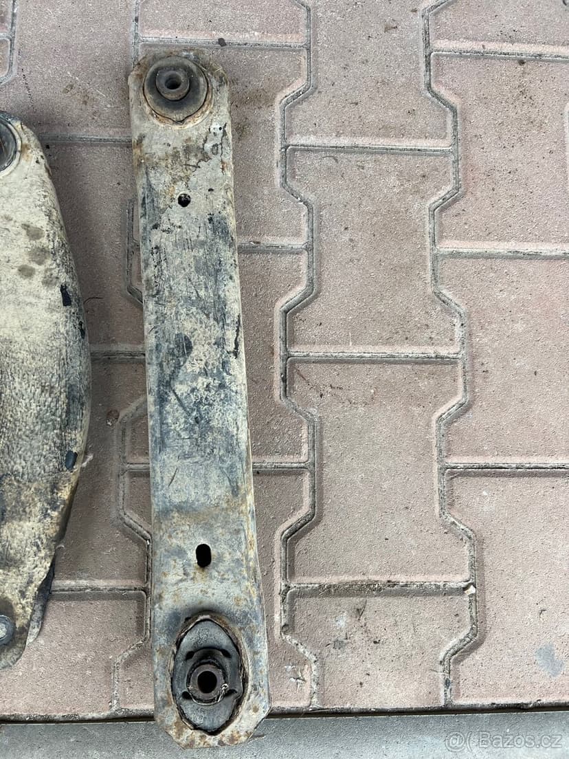 Přední ramena jeep wj