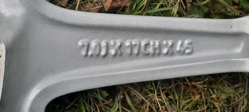 Originál disky Range Rover Evoque 17x7J ET 45