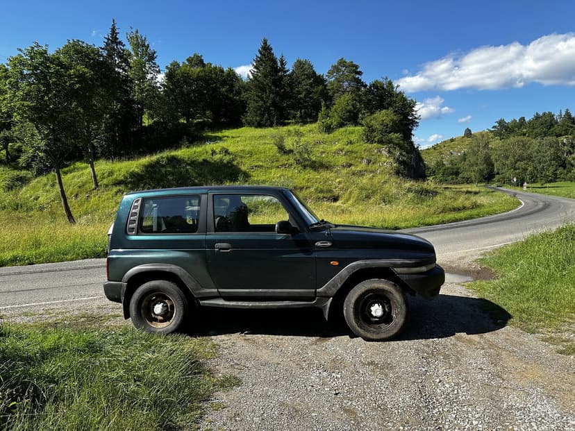 Korando 4x4, klima, tažné, jen 165 tkm, plně funkční
