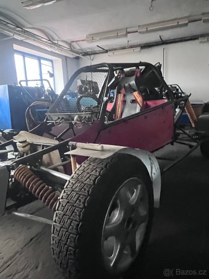 buggy s příslušenstvím