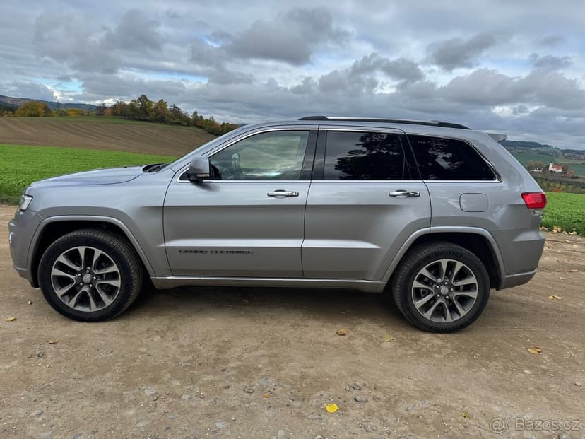 Jeep Grand Cherokee WK2 - Overland