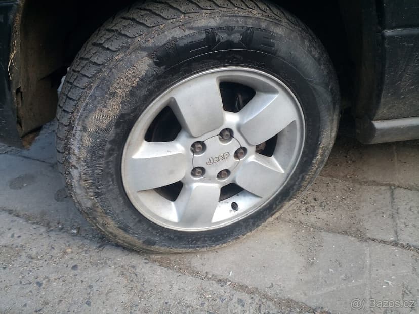 Jeep grand cherokee Wj-WG // NÁHRADNÍ DÍLY