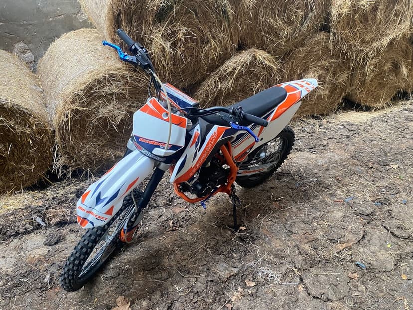 Prodam crosscu minirocet 250