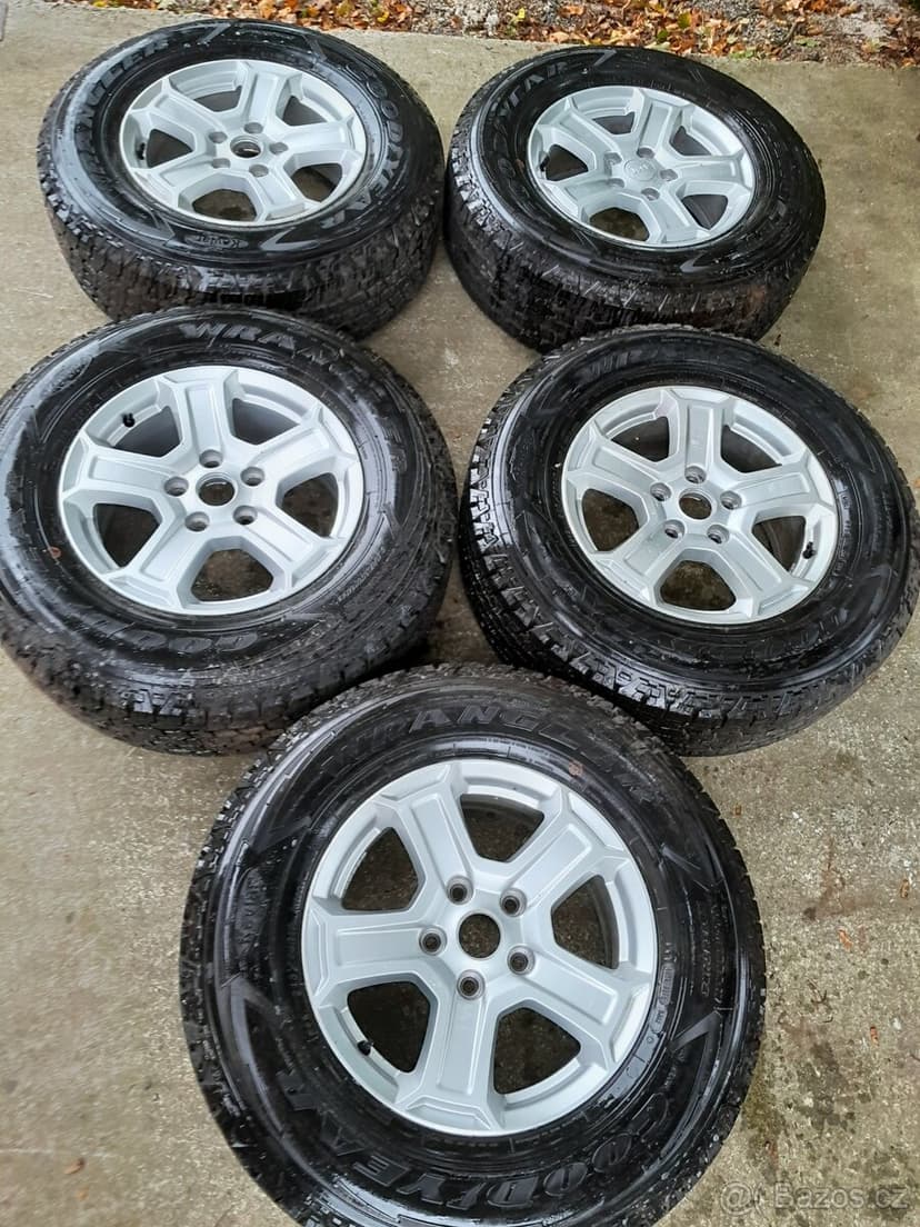 Originál sada kol Jeep Wrangler JK/JL 5x127