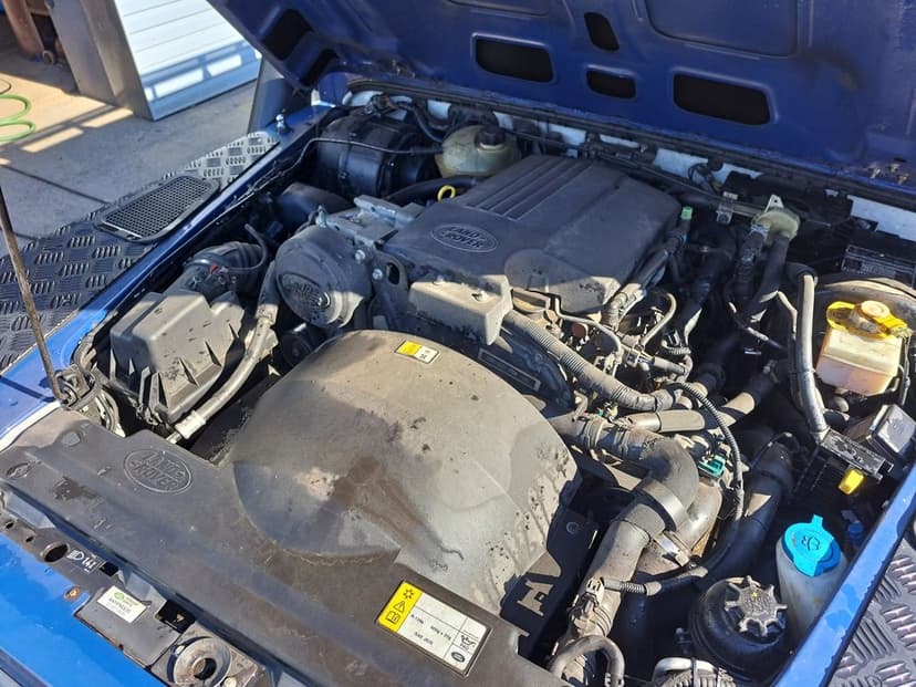 Land Rover Defender 110 STW