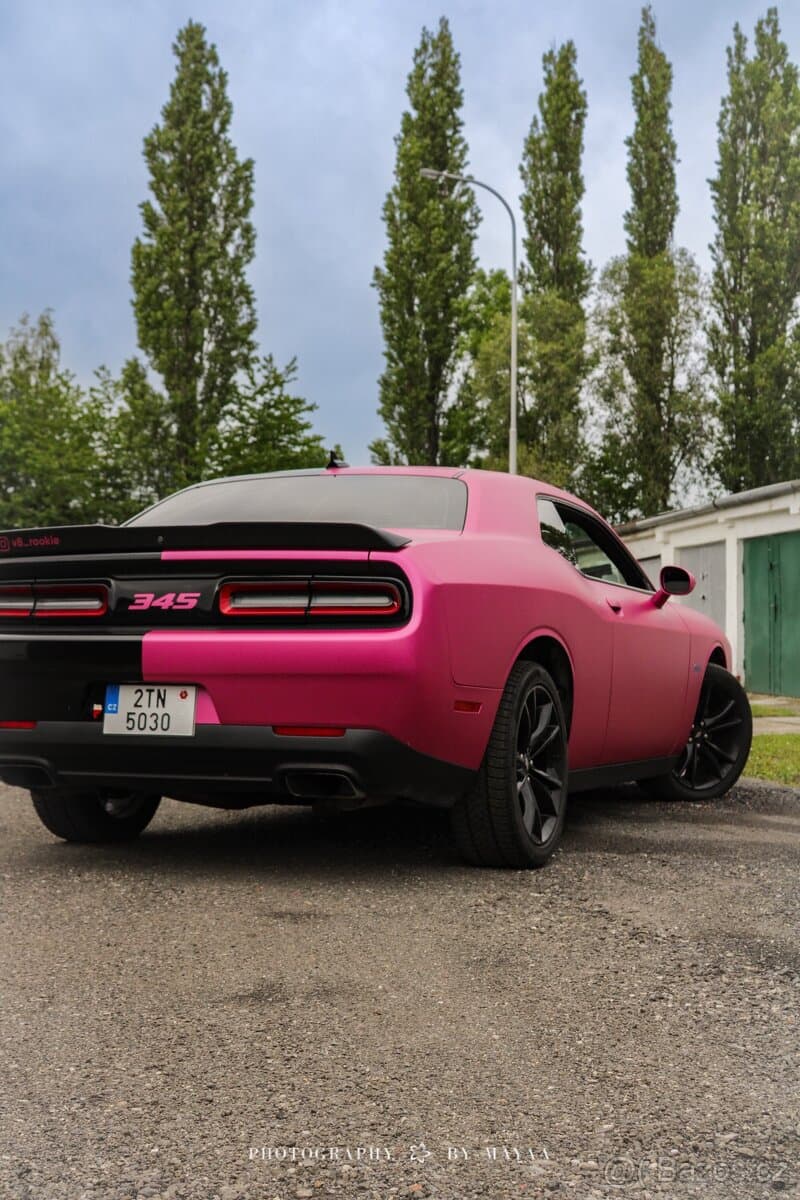 Dodge Challenger 5,7
