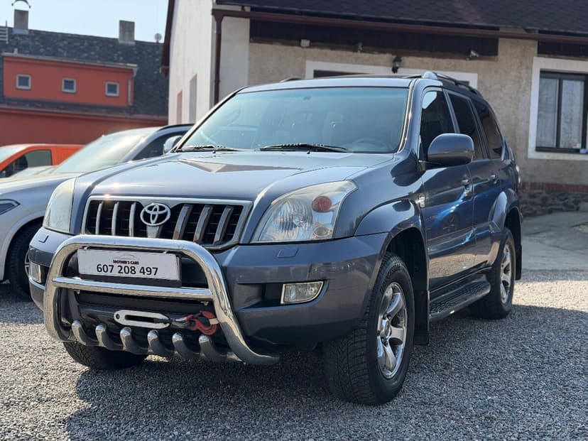 Toyota Land Cruiser 120 3.0D-4D 1.MAJITEL ČR NOVÉ