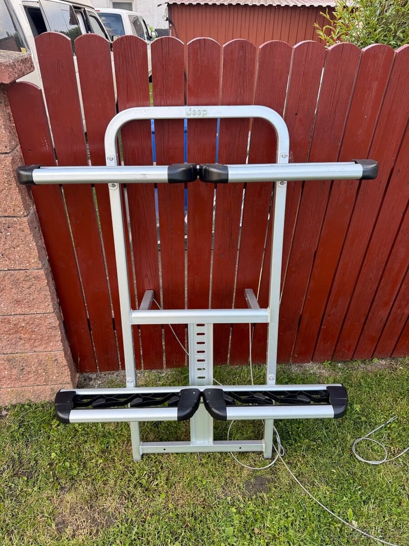 Originální nosič lyží a snowboardů jeep wrangler jk, Jl