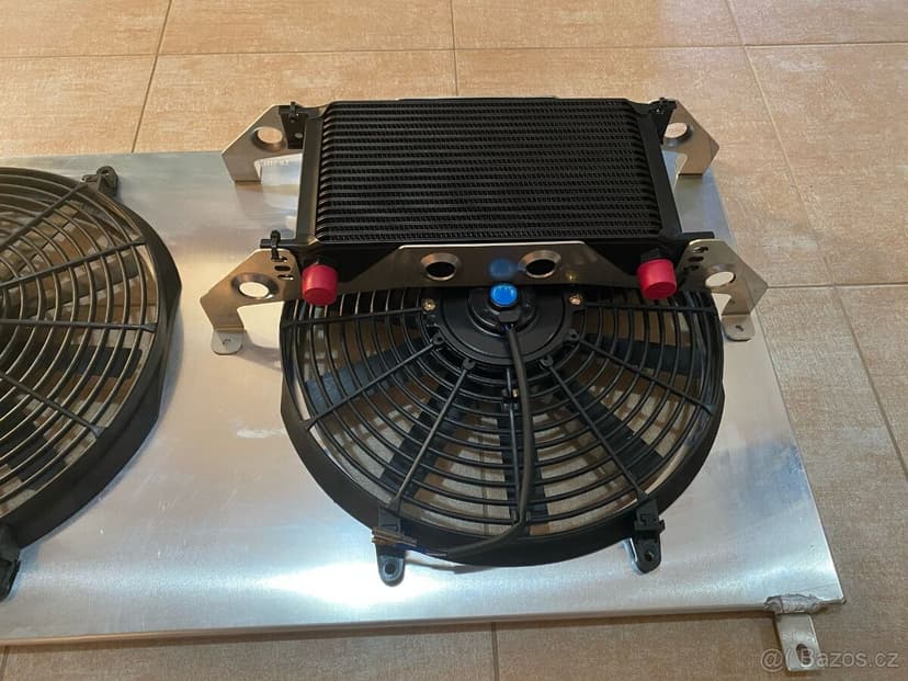 NISSAN PATROL - UNIVERZÁLNÍ HLINÍKOVÝ CHLADIČ OLEJE