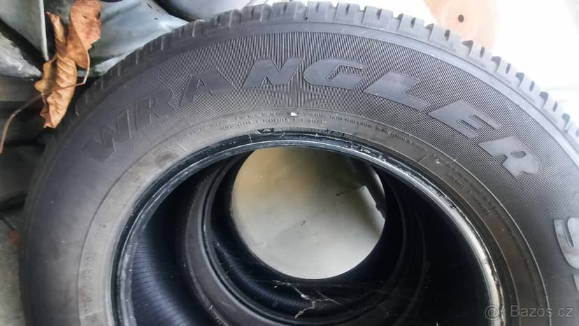Goodyear Wrangler 275/60 r20