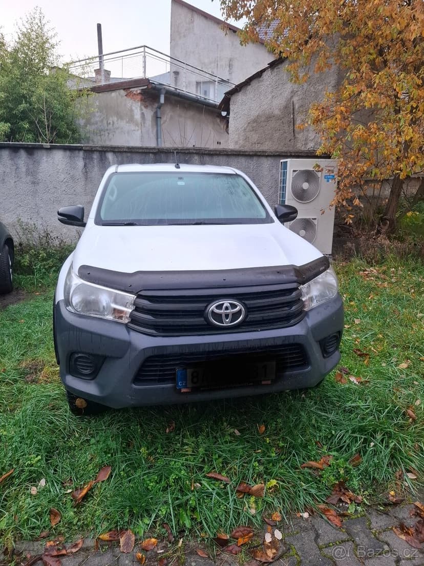 Toyota Hilux Double Cab Live 2,4 D4d