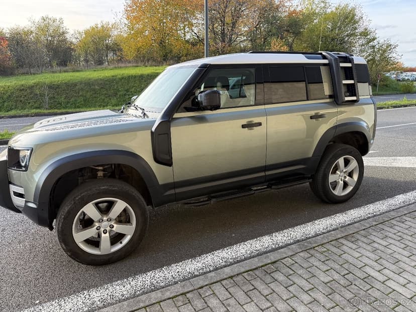 Land Rover Defender 110 3,0D 250 MHEV AWD Offroad paket