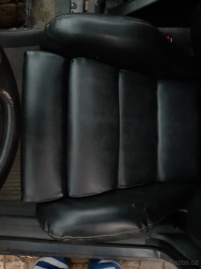 Sedák- FORD Sierra Cosworth