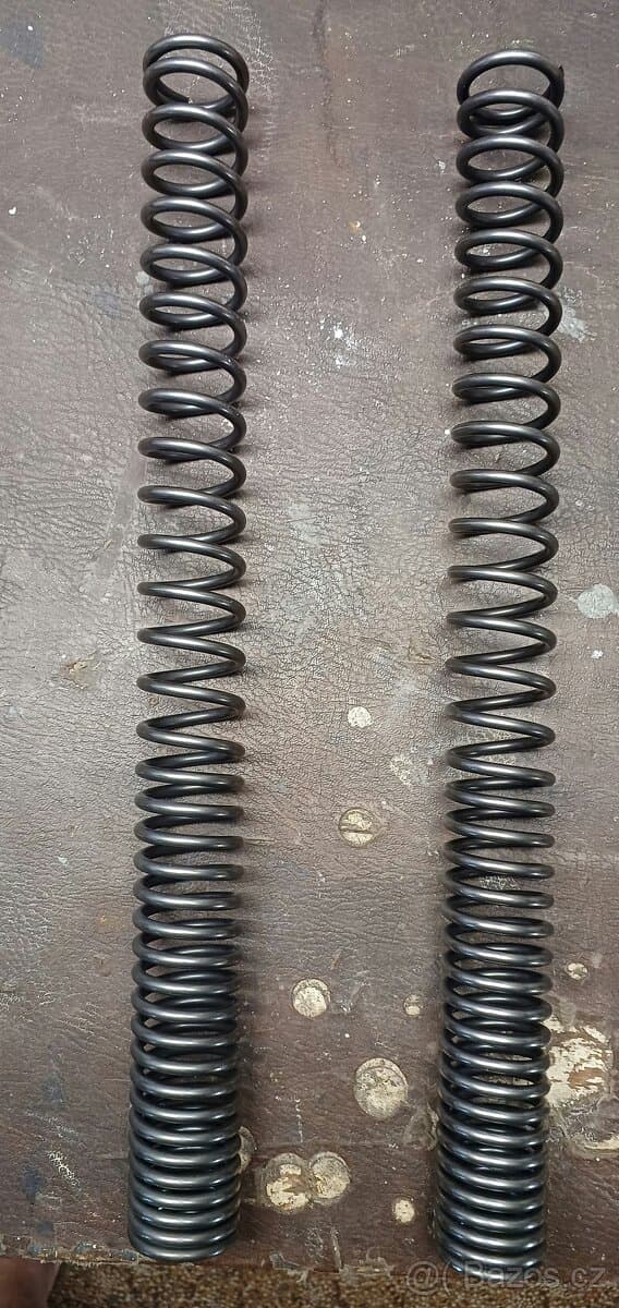 Progresivní pružiny pro přední vidle a pružina zadního tlumi