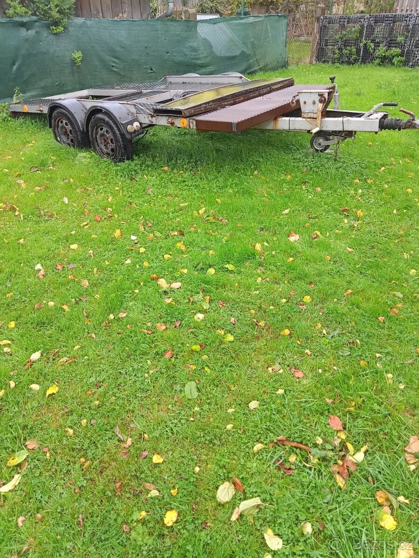 Prodám podvalník na auta dvounápravový