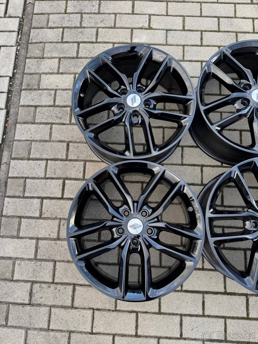 Orig. Alu kola Dodge Durango R20 5x127