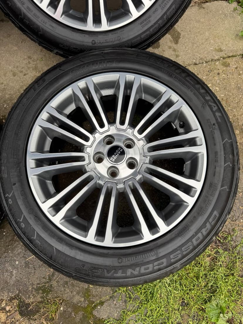 Originál kola RANGE ROVER EVOQUE 5x108 letní pneu 235/55 R19