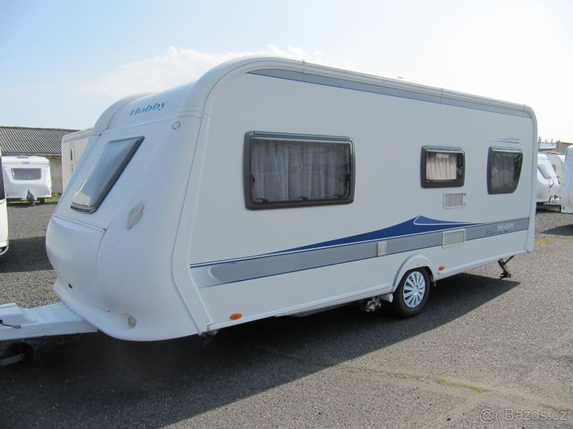 Prodám karavan Hobby 540 UL, model 2010 + mover + předstan.
