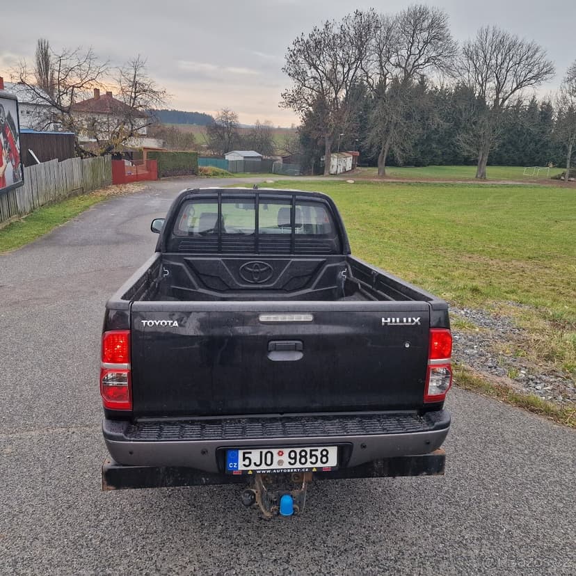 Toyotta Hilux Extra Cup