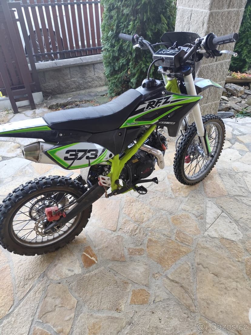 Prodám Pitbike leramotors 140cc.
