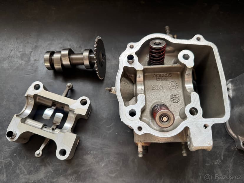 Access Max 250 motor, válec, píst, hlava