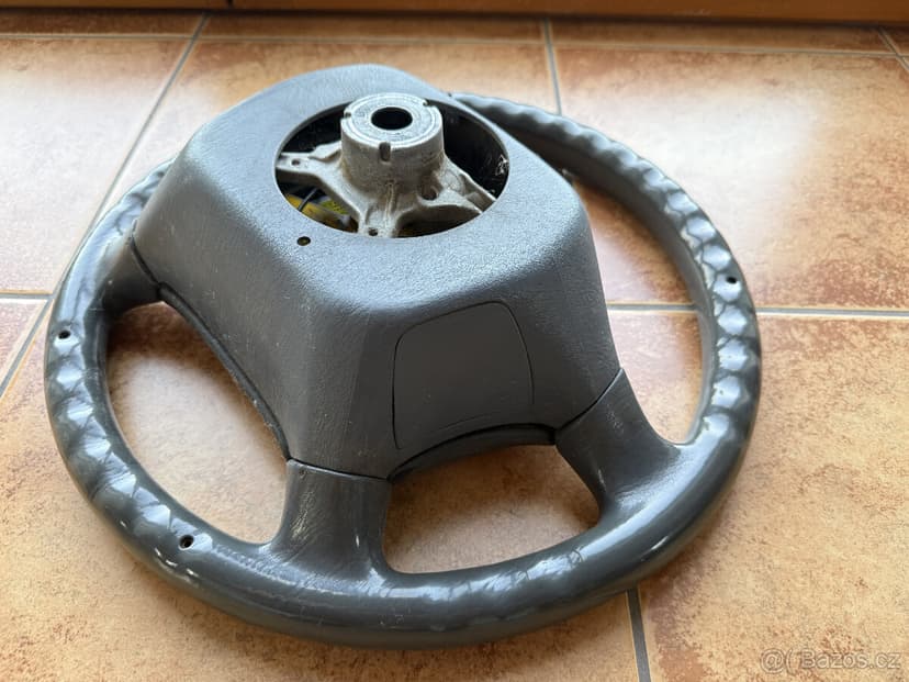 Volant s airbagem Toyota Land Cruiser 95