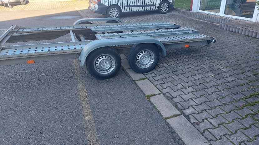 přepravník na auta Agados Puma