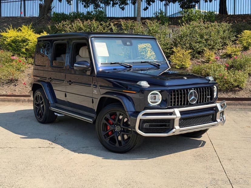 Mercedes-Benz G-Class AMG G 63 4.0L V8 (2022)