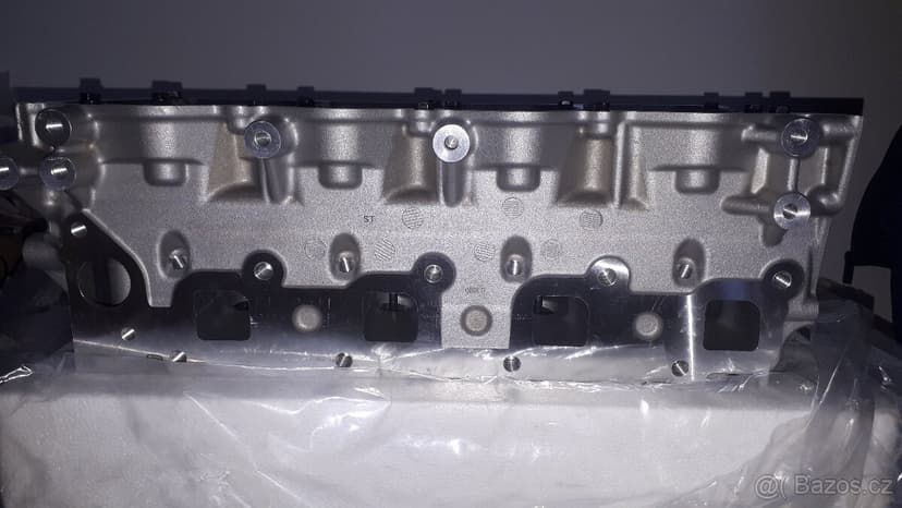 Nissan navara YD25...R51 Kompletni hlava NOVÁ