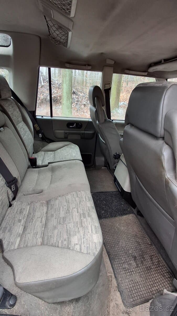 Land Rover Discovery 2