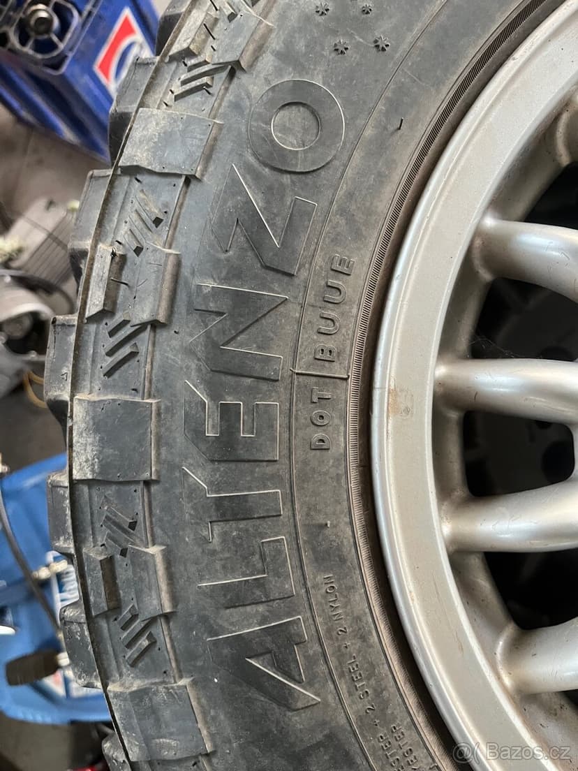Offroad gumy 215/75 r15