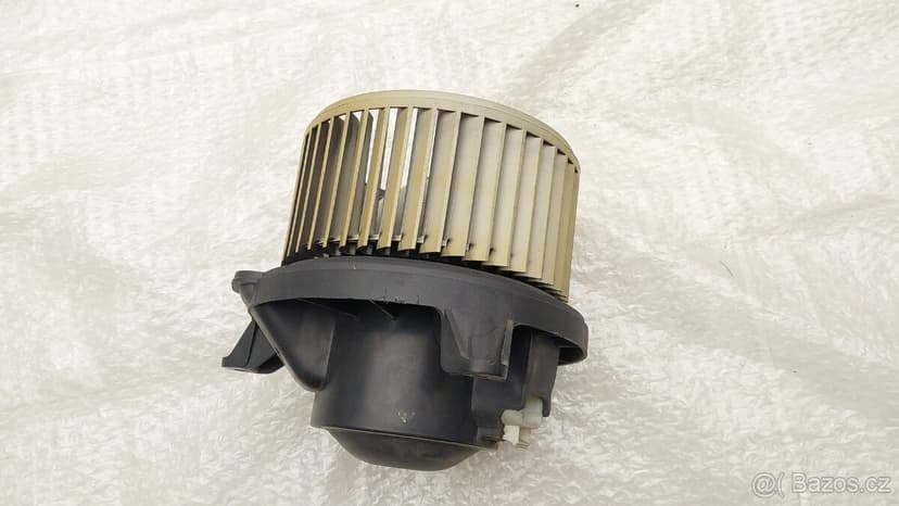 Nissan Navara a Pathfinder  : Ventilátor topení