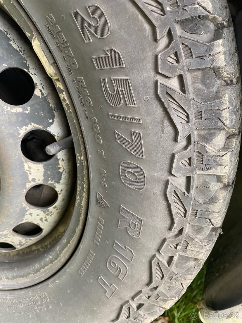 Matador Izzarda A/T 2 215/70/R16 100Tceloroční