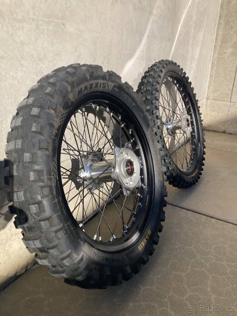 KTM kompletní kola pro enduro exc/ exc-f 2025