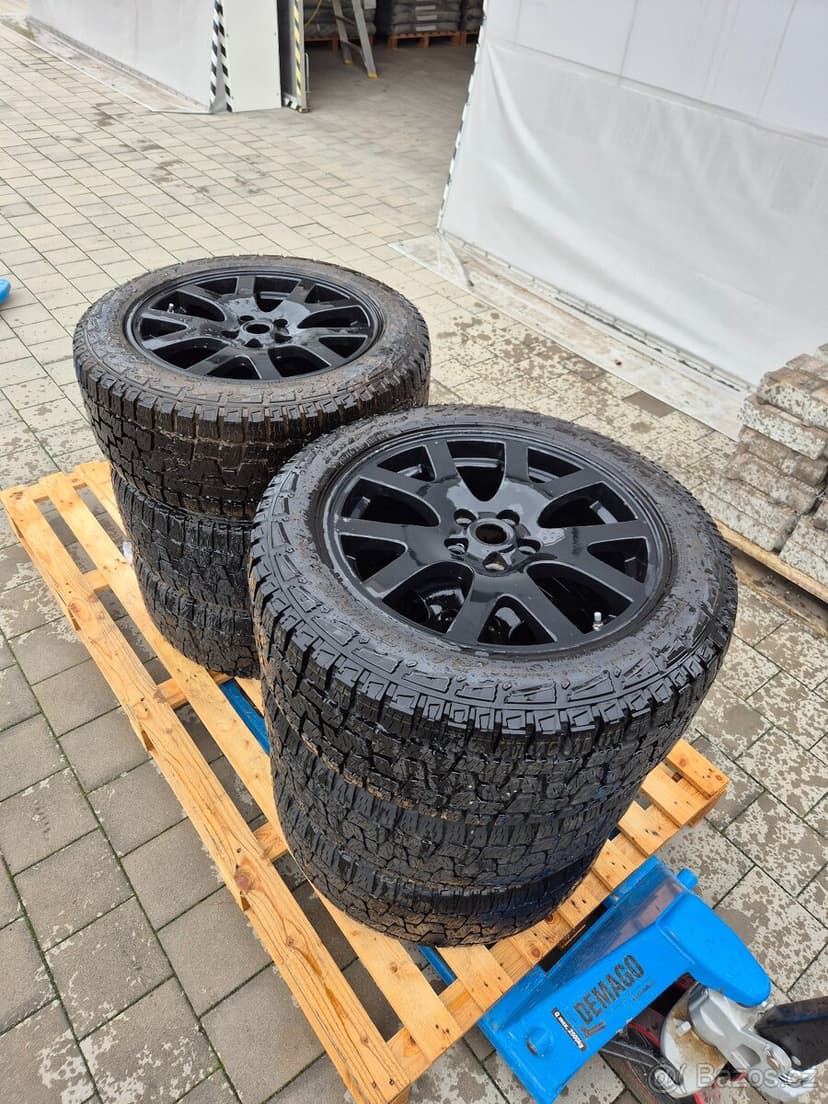 Sada 6ks kol z Land Rover Discovery 4, 255/55 R19, AT pneu