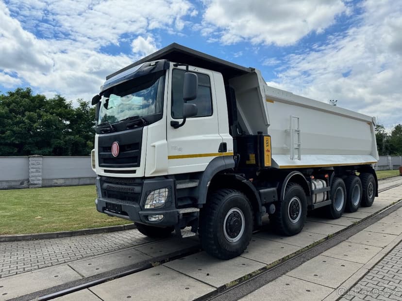 TATRA PHOENIX 10x6 S1