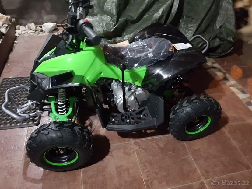 Dětská čtyřtaktní čtyřkolka ATV Renegad