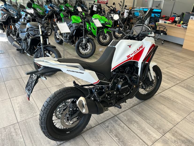 Moto Morini X-Cape 650 2025 - sada kufrů zdarma