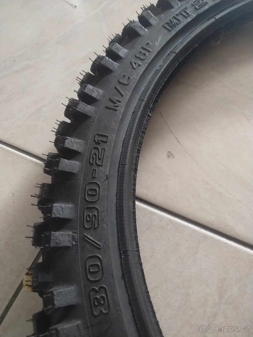 Pneumatiky na motorku