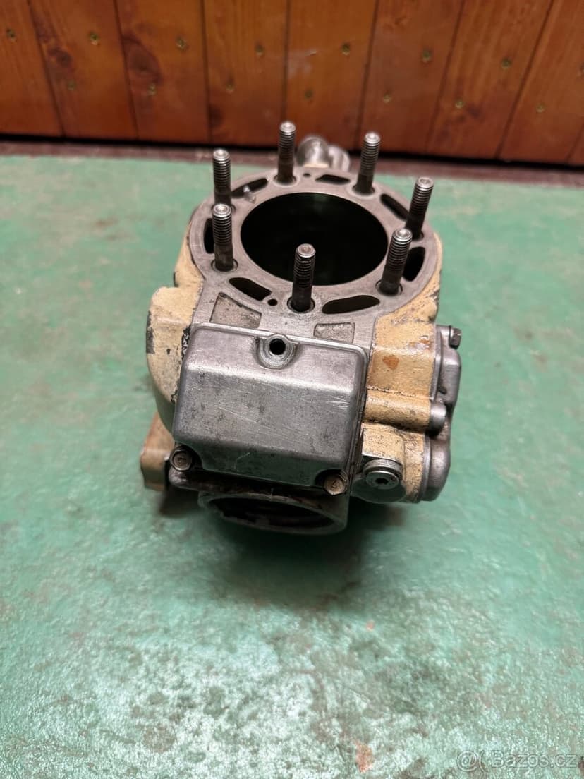 Válec Kawasaki KX 250 2001