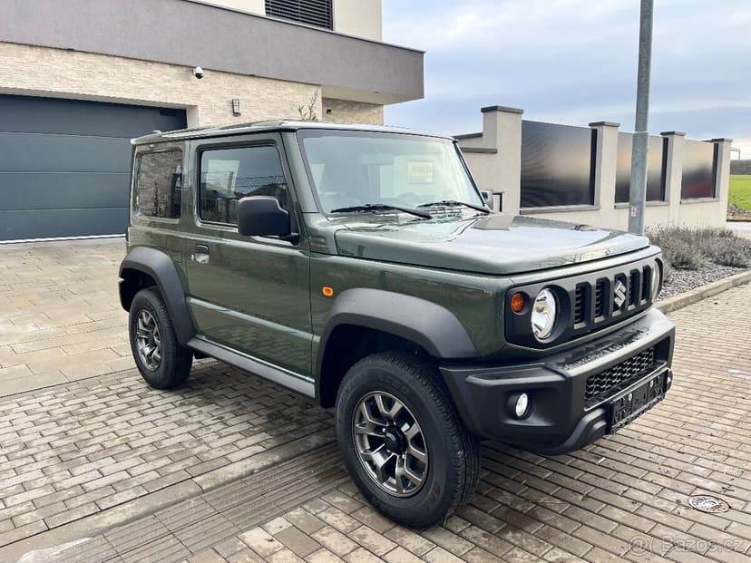 2025 SUZUKI JIMNY 1,5 VVT MANUÁL - PREMIUM - 4 MÍSTA