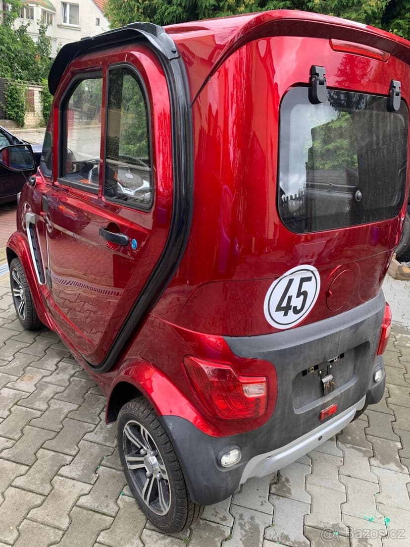 Elektrické auto od 15 let